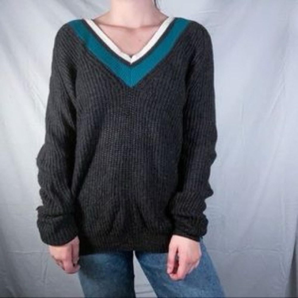 Emory Park Charcoal V-Neck Sweater with Teal and Cream Trim